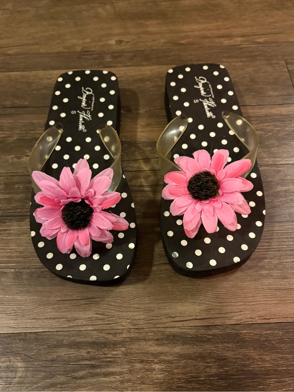 Vintage Bonjour Fleurette Pink Flower Polka Dot Flip Flop Sandals